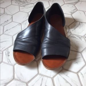 WOMEN’S 1.STATE BLACK LEATHER FLAT SZ 8